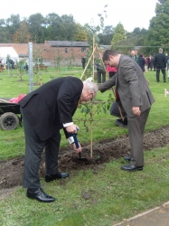 Lord Mayor and Councillor Ames planting a tree